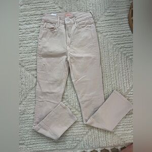 MOTHER The Dazzler Hover Jeans in pale peach wash
